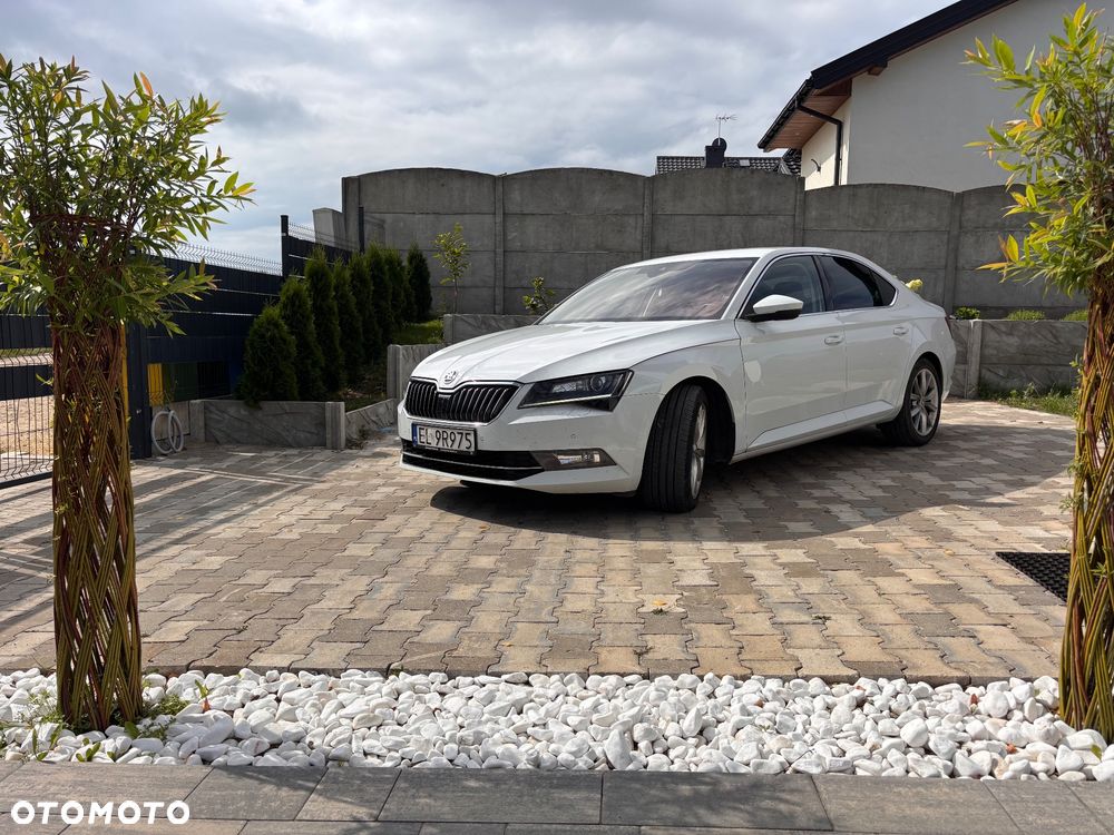 Skoda Superb 2.0 TDI SCR Style DSG - 14