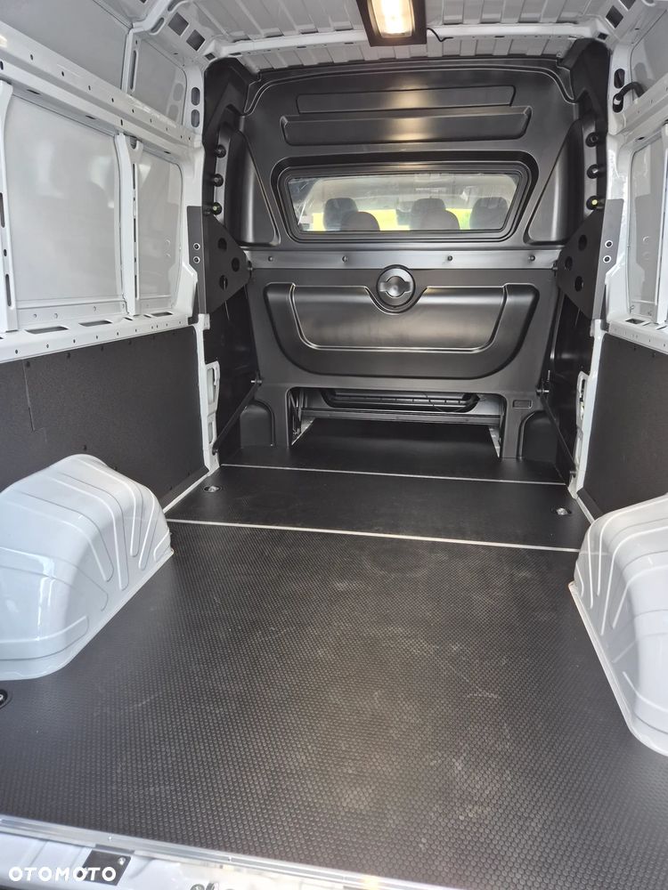 Fiat Ducato Maxi Furgon Brygadowy 7miejsc L3H2 3,5T 2.2 Diesel 140KM !! OD RĘKI !! - 23