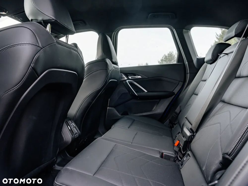 BMW X1 sDrive18i - 15