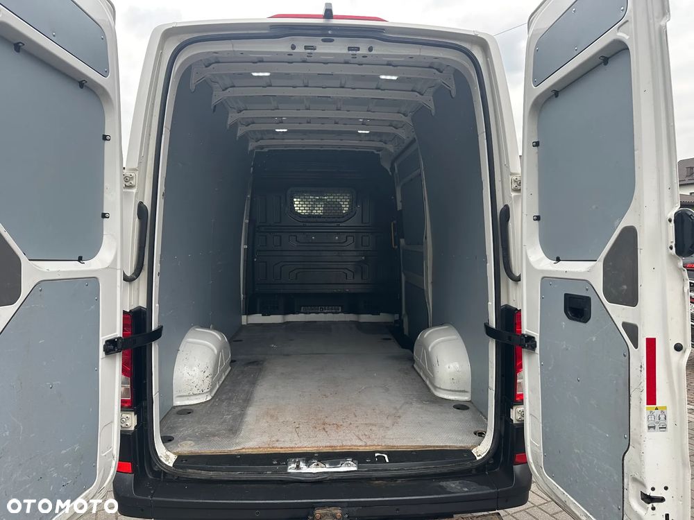 Volkswagen CRAFTER - 11