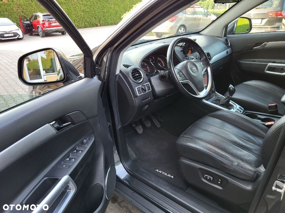 Opel Antara - 10