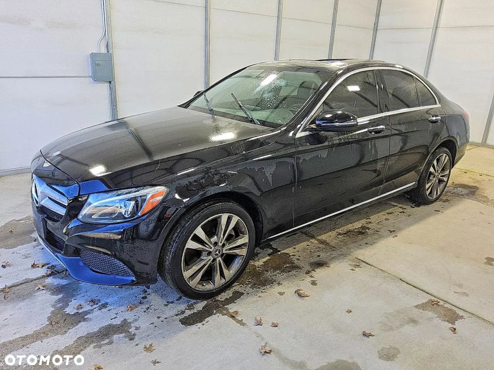 Mercedes-Benz Klasa C 300 9G-TRONIC Exclusive - 1