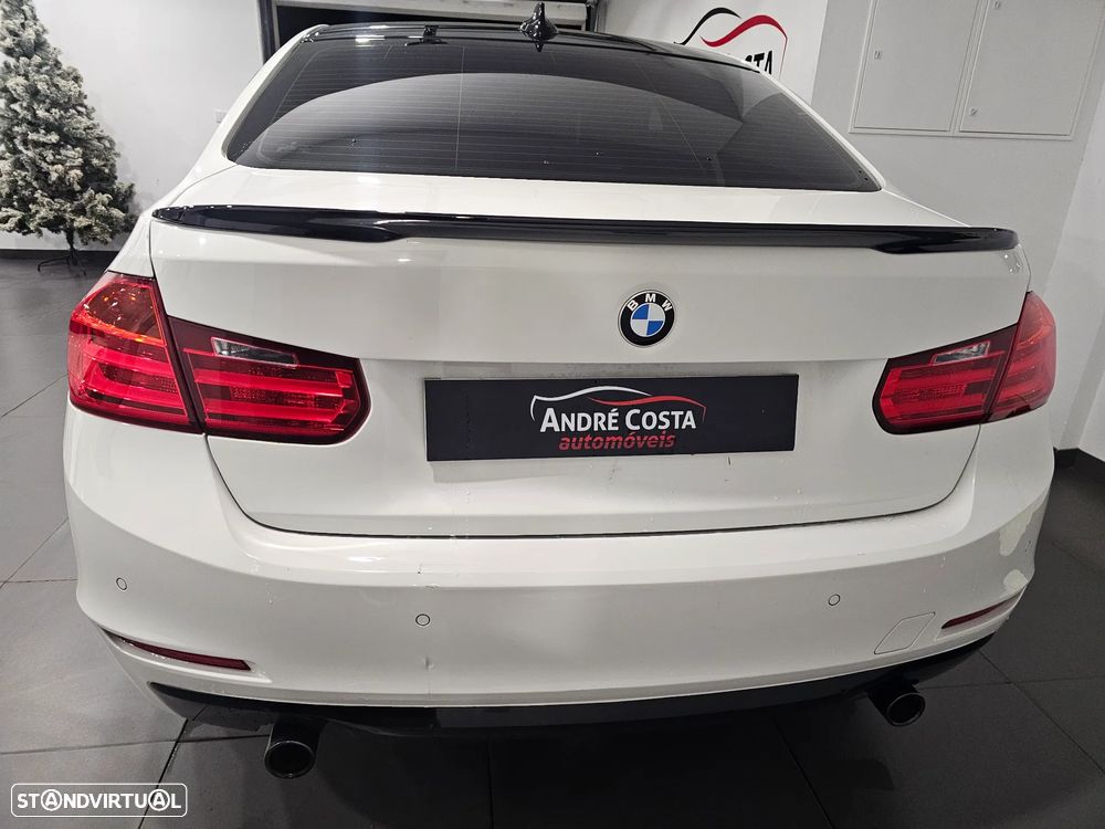 BMW 320 d Pack M - 2