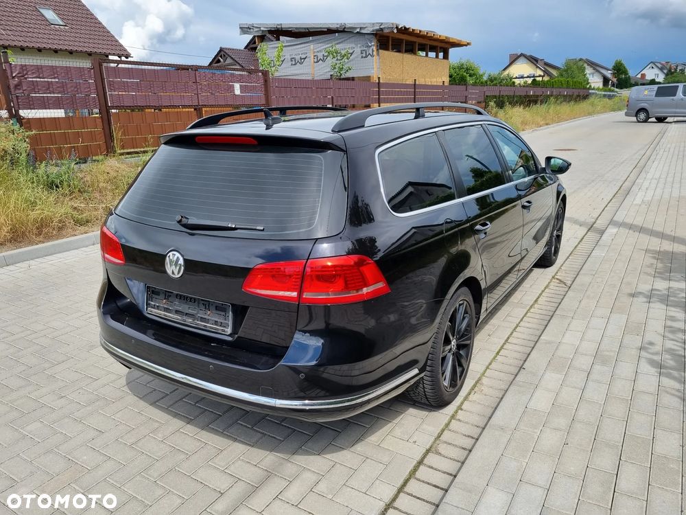 Volkswagen Passat 2.0 TDI Comfortline DSG - 4