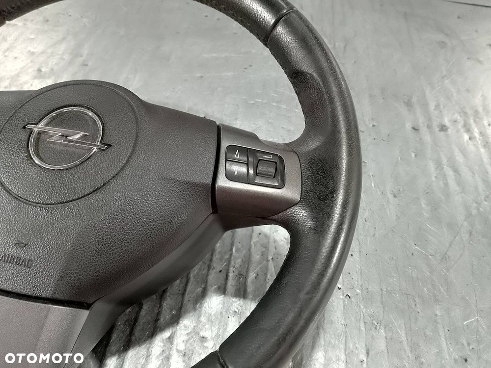 KIEROWNICA Z PODUSZKĄ OPEL VECTRA C 13208853  13203886 1.9 CTDI - 3