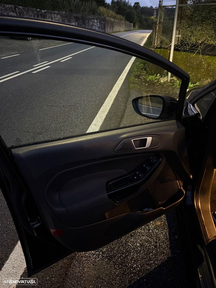 Ford Fiesta 1.0 Ti-VCT Titanium - 6