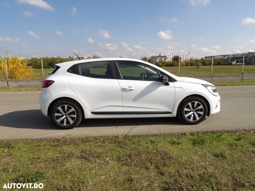 Renault Clio - 7