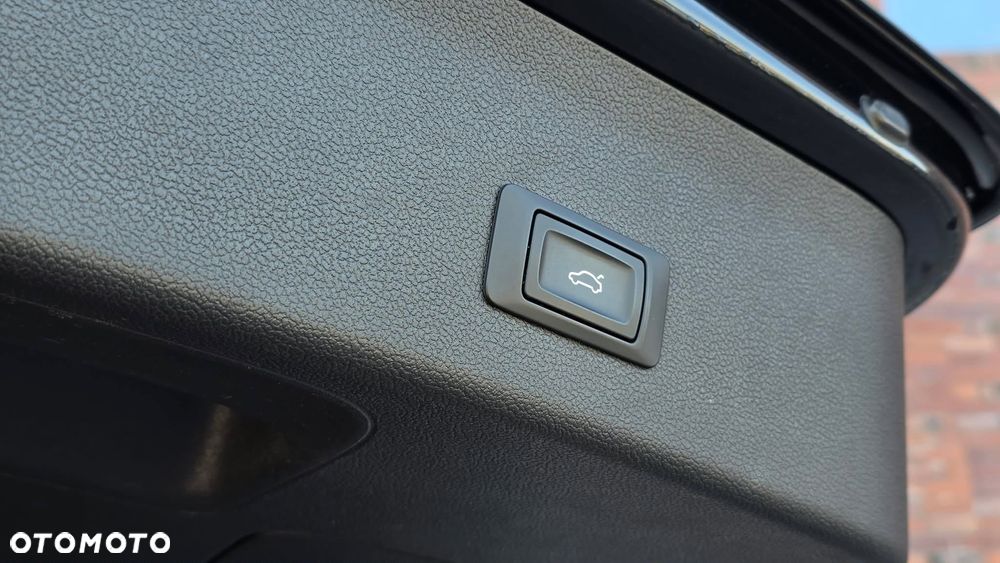Audi A4 Allroad 2.0 TDI DPF S tronic - 14