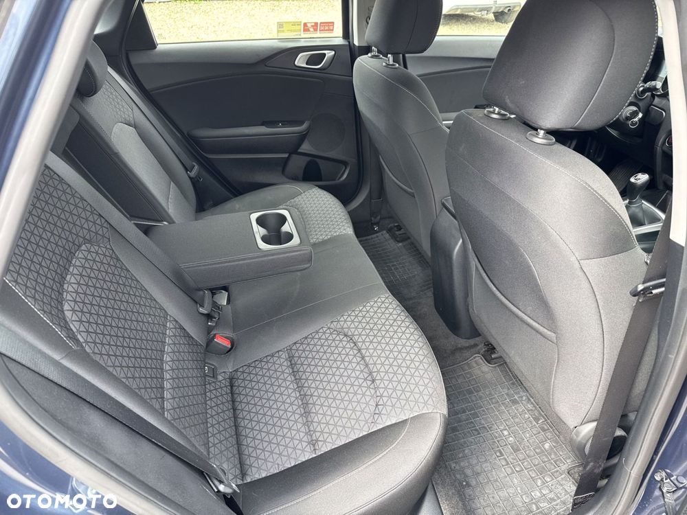 Kia Ceed 1.4 T-GDI M - 25