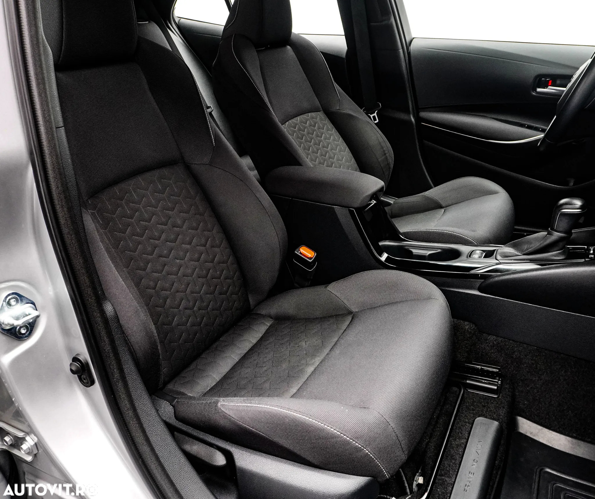 Toyota Corolla 1.8 HSD Exclusive - 15