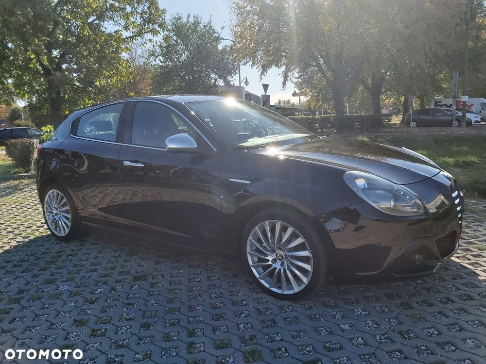 Alfa Romeo Giulietta 2.0 JTDM 16V - 9