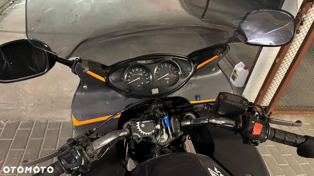 Honda NTV - 12