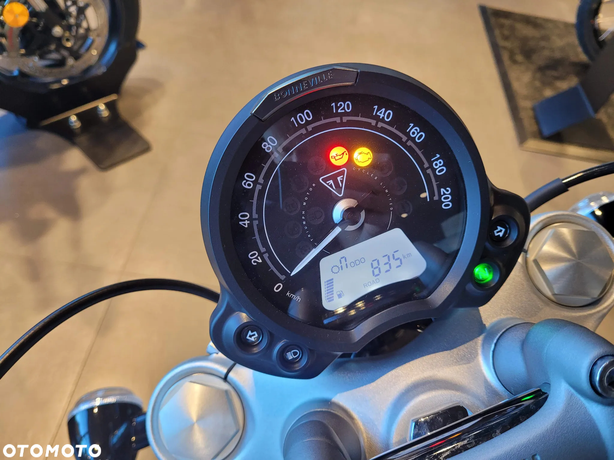 Triumph Speedmaster - 6