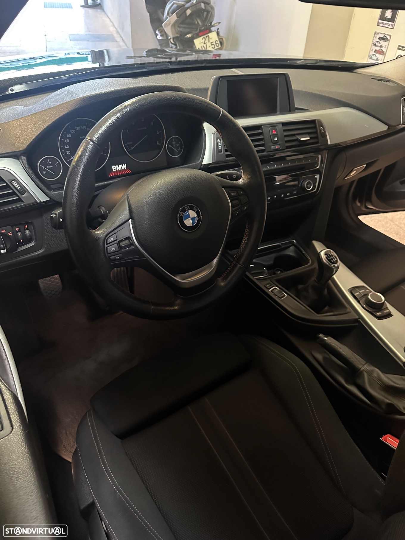 BMW 318 d Line Sport - 9