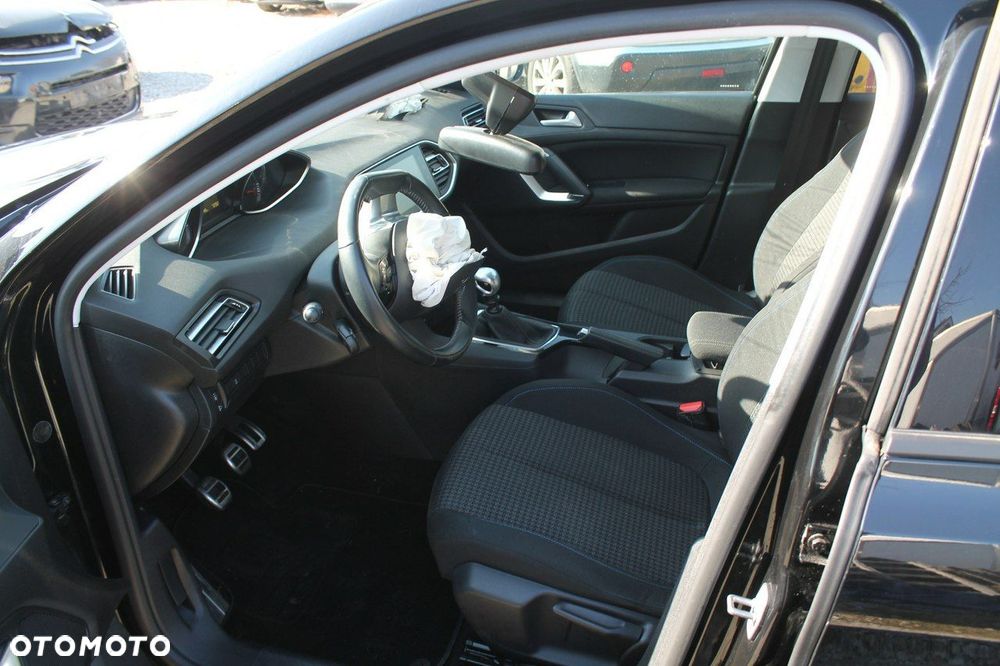 Peugeot 308 - 9