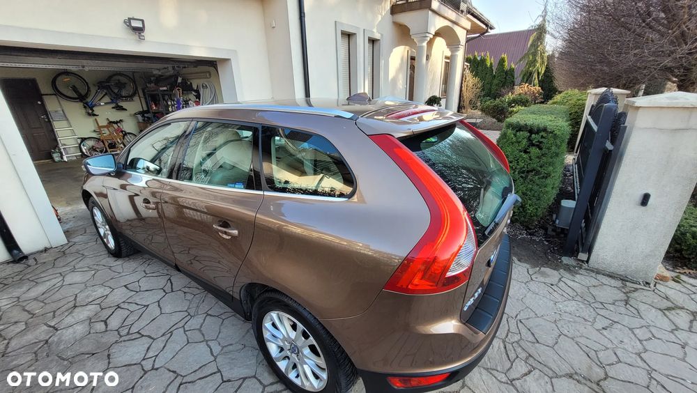 Volvo XC 60 D5 AWD Summum - 26