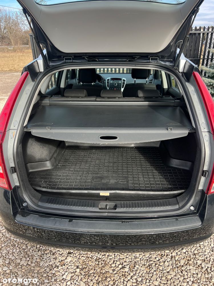 Kia Ceed 1.4 CVVT LX Basis - 17