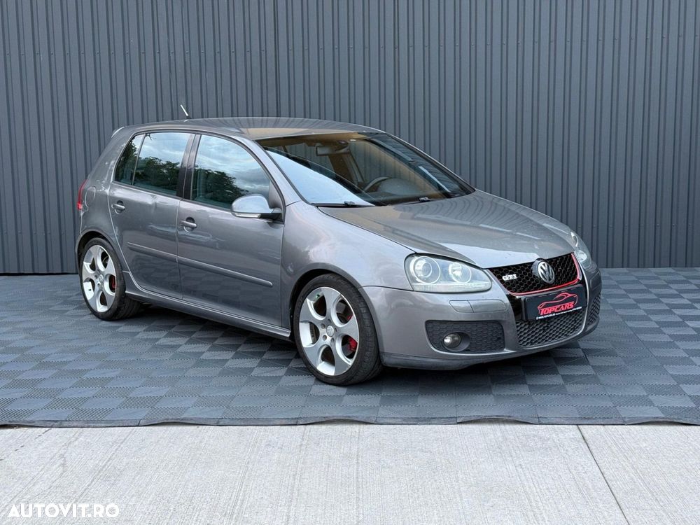 Volkswagen Golf - 3