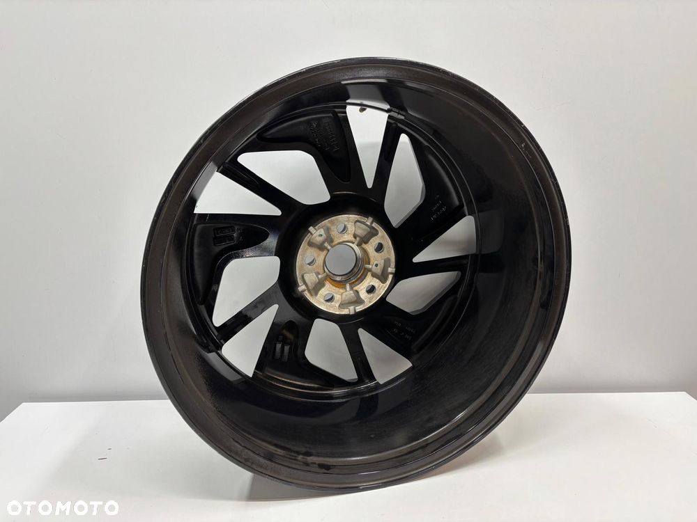 Nissan Qashqai J12 Felga 8J 20” ET40 5x114.3 - 8