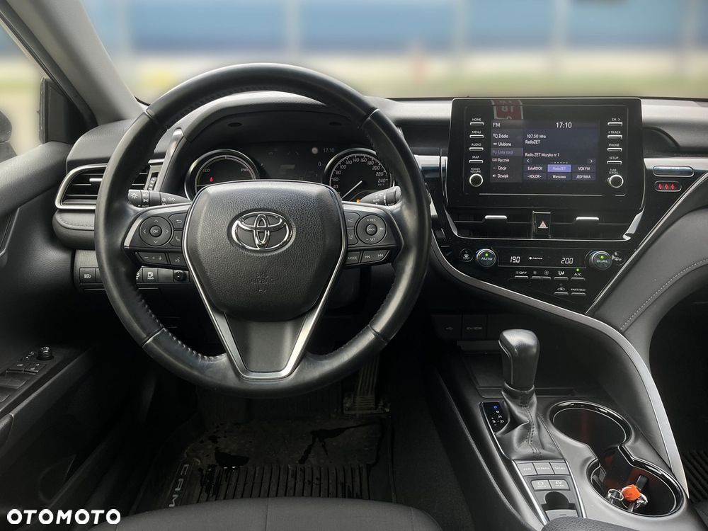 Toyota Camry 2.5 Hybrid Comfort CVT - 12