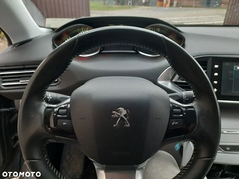 Peugeot 308 - 21