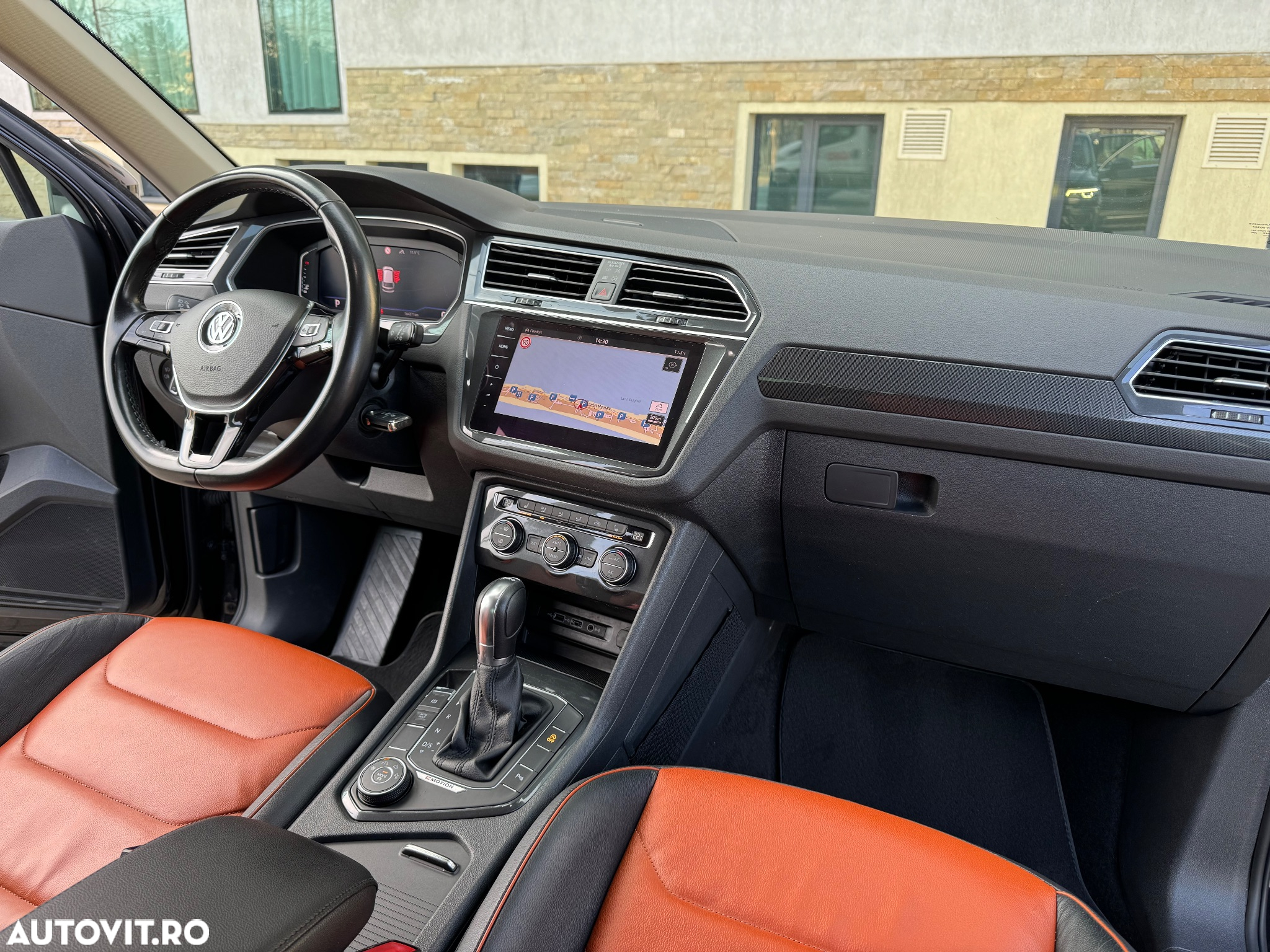 Volkswagen Tiguan 2.0 TDI 4Mot DSG Highline - 6