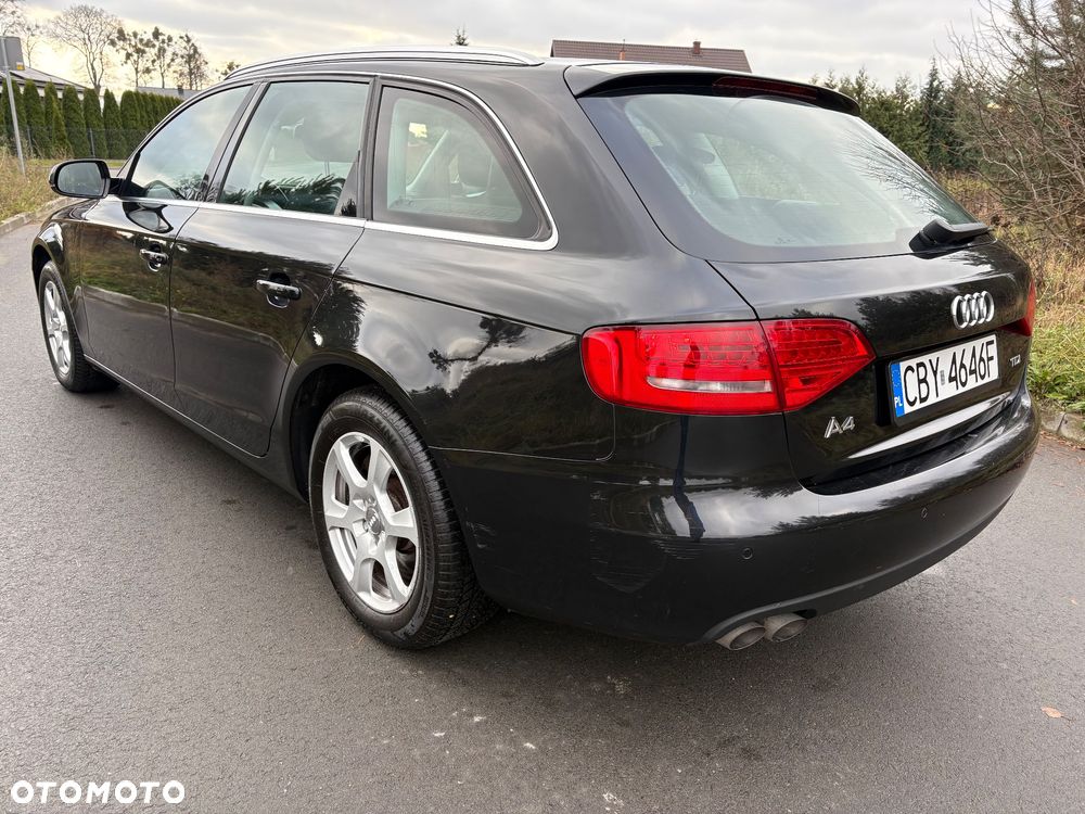 Audi A4 Avant 2.0 TDI Limited Edition - 4