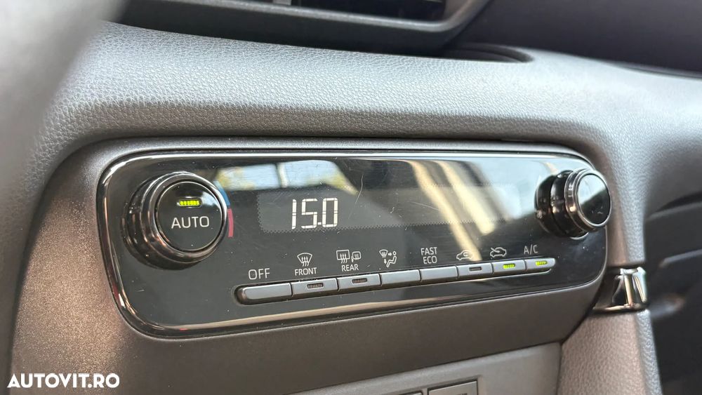 Toyota Yaris 1.5 VVT-i HSD Active - 17