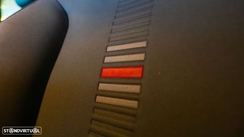 SEAT Arona 1.0 TSI FR - 29