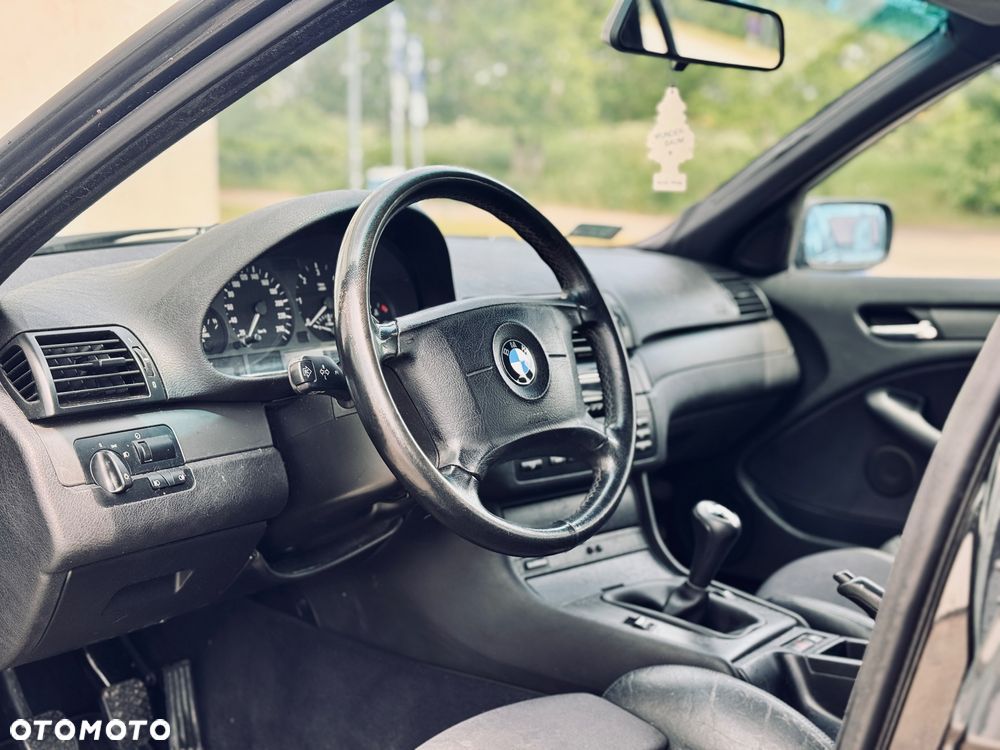 BMW Seria 3 320d - 12