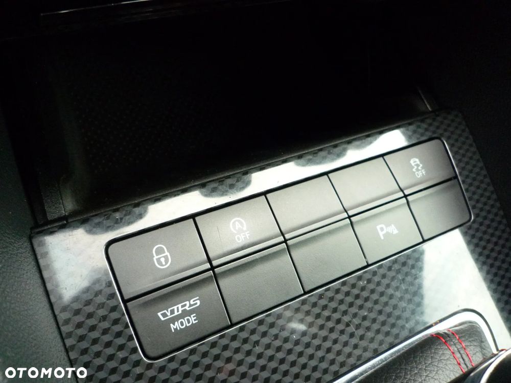 Skoda Octavia 2.0 TDI 4x4 RS DSG - 27