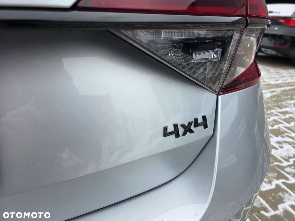 Skoda Superb 2.0 TDI SCR 4x4 Sportline DSG - 19