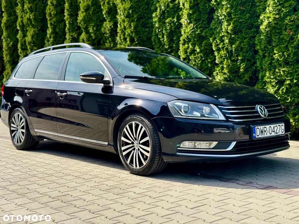 Volkswagen Passat 2.0 TDI Comfortline - 12