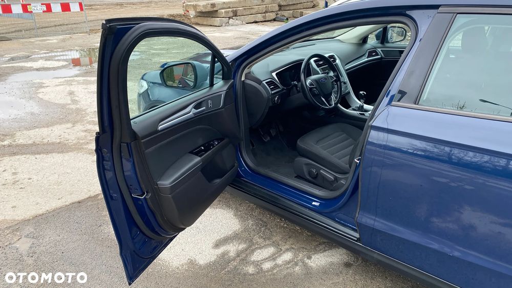 Ford Mondeo 2.0 TDCi Allrad Business Edition - 9