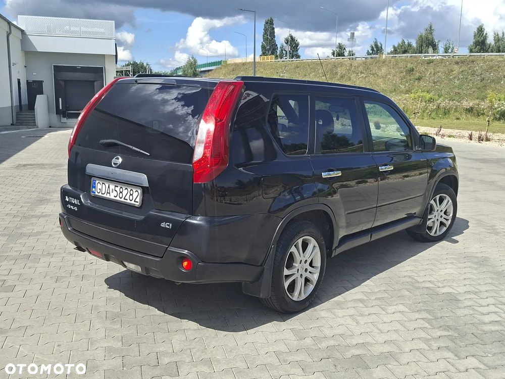 Nissan X-Trail 2.0 dCi SE - 2