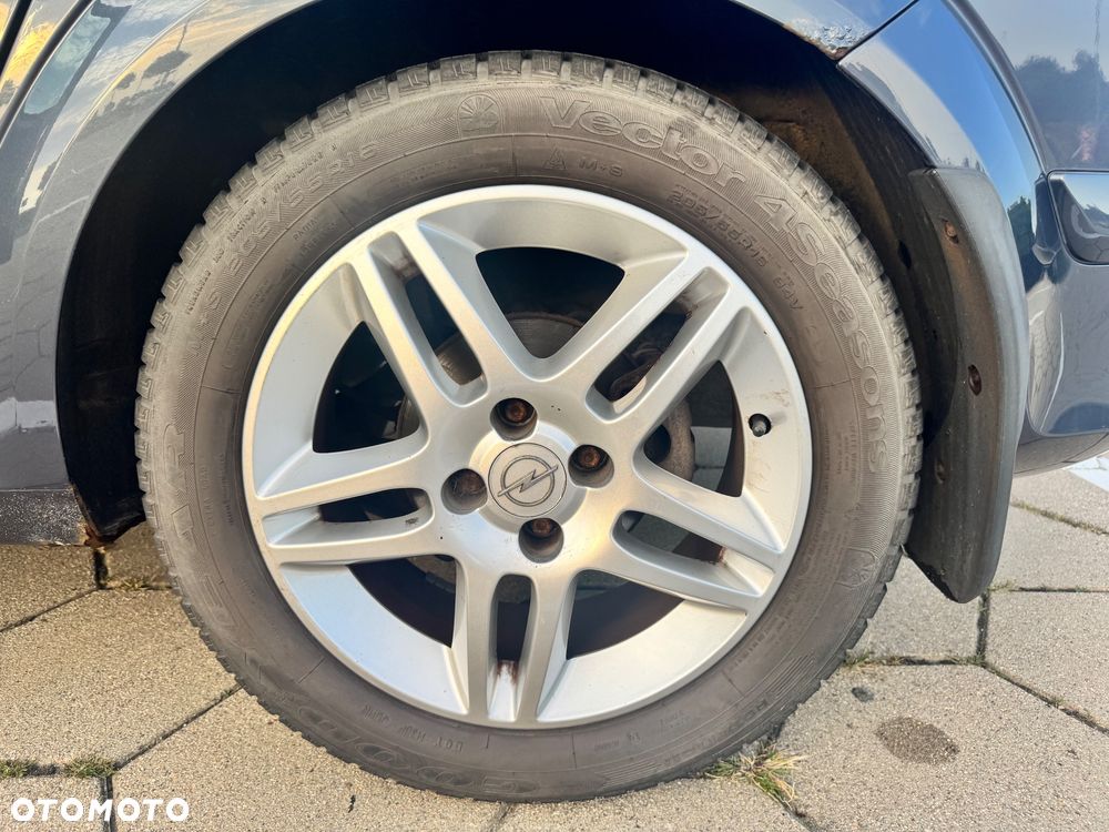 Opel Astra 1.6 Enjoy - 15