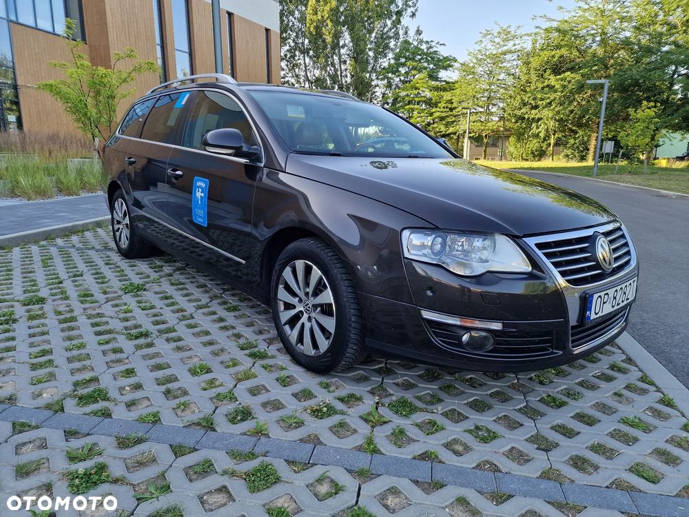 Volkswagen Passat Variant 2.0 TDI DPF DSG Highline - 33