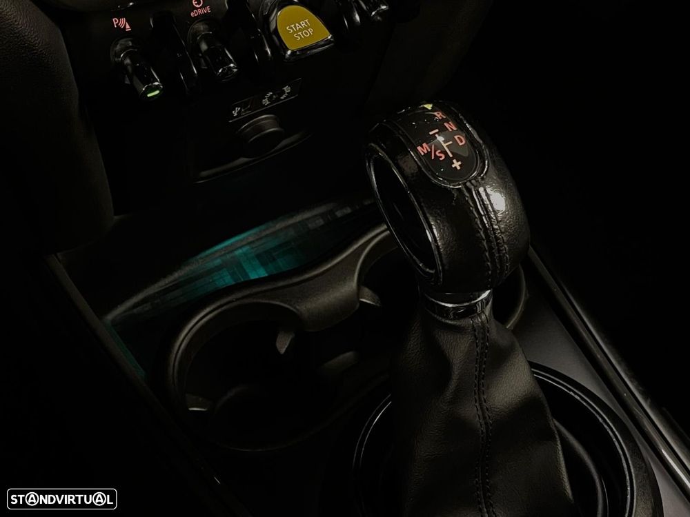 MINI Countryman Cooper SE ALL4 Auto - 27