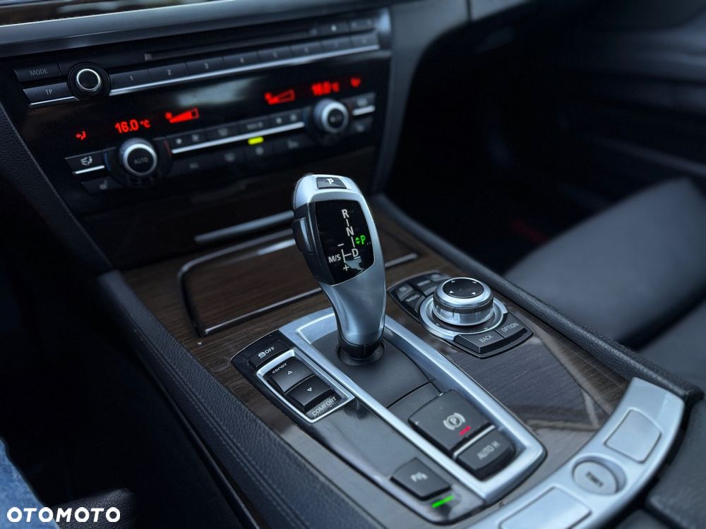 BMW Seria 7 730d - 22
