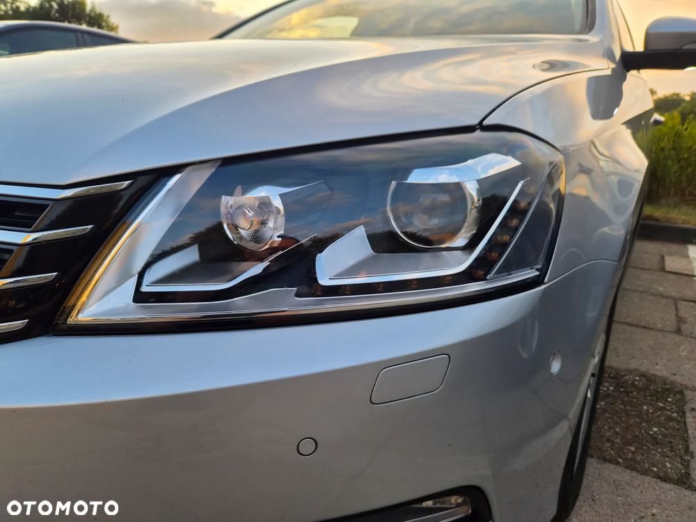Volkswagen Passat 1.6 TDI Comfortline - 5