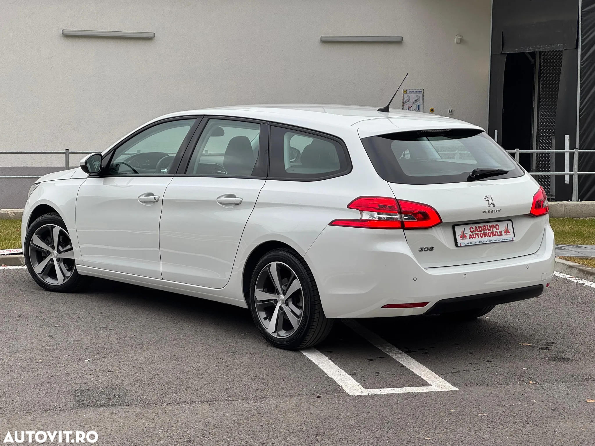 Peugeot 308 SW BlueHDI 130 EAT8 Stop & Start Active Business-Paket - 5