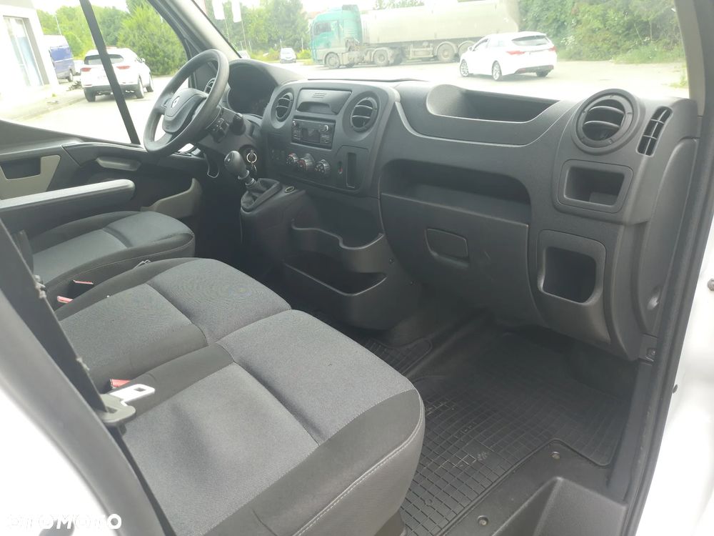 Renault Master - 30