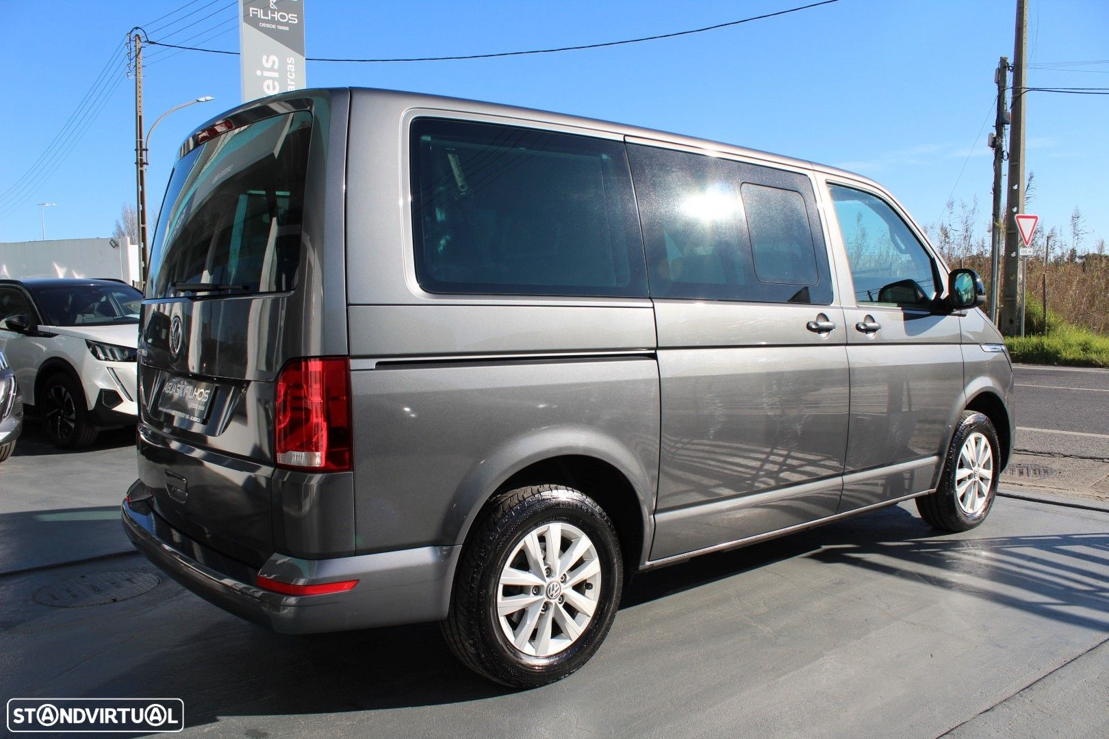 VW Caravelle 2.0 TDI Comfortline DSG - 6