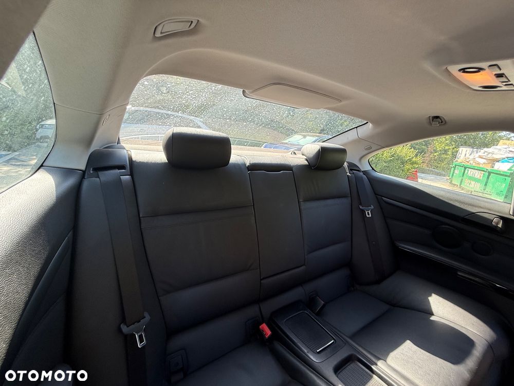 BMW Seria 3 320d - 11