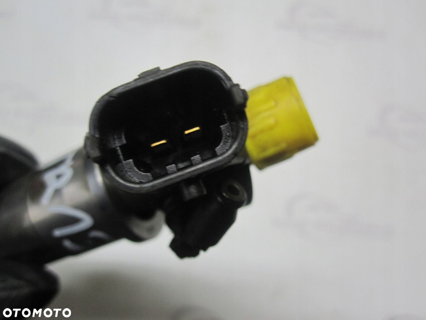 TRAFIC VIVARO 2.0 DCI M9R782 wtryskiwacz 0445115007 - 3