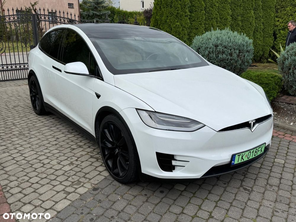 Tesla Model X Long Range Plus - 6