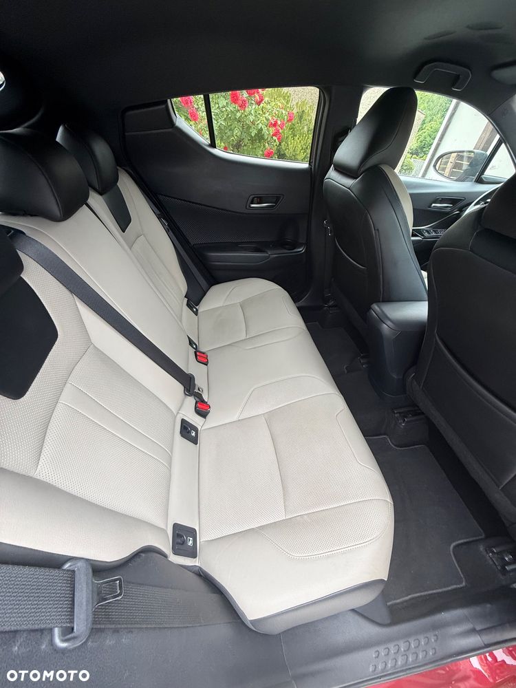 Toyota C-HR - 13