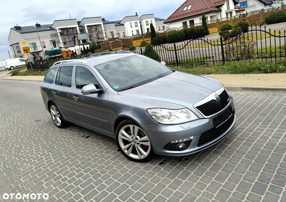 Skoda Octavia 2.0 TSI RS - 3