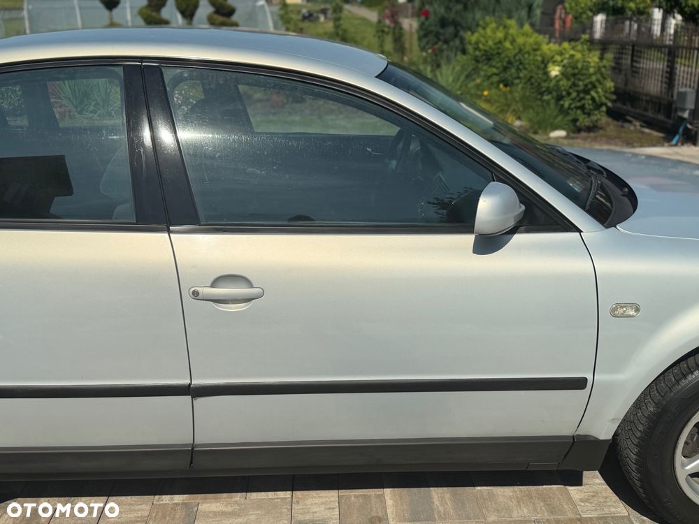 Volkswagen Passat 1.9 TDI CL - 20