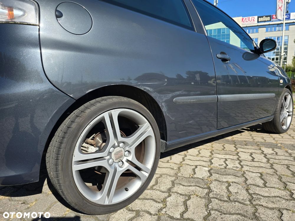 Seat Ibiza 1.8 20V T FR - 17